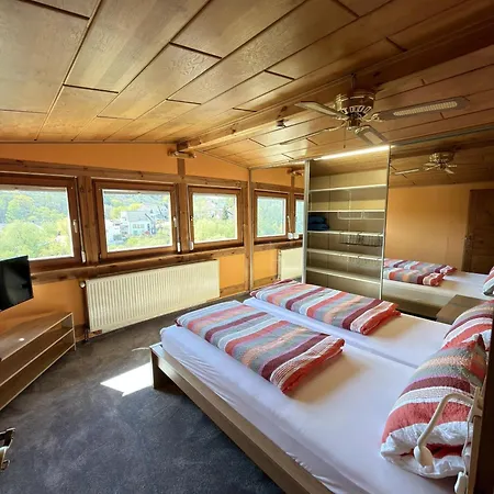 Trifelsblick Guest house 3*